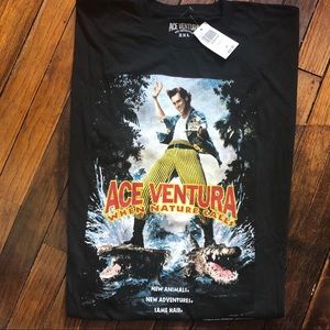 NWT Hot Topic Ace Ventura T-Shirt